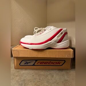 Reebok Disciple Men’s Basketball Shoes White/Flamenco Red Size 12.5 US vtg NIB